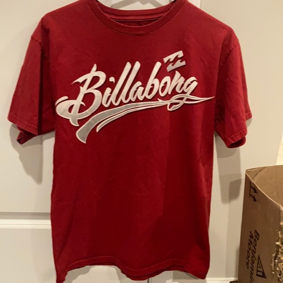Billabong Other - Billabong Red Tee Size Medium